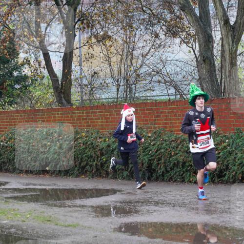 07.12.2025 - St. Pauli X-Mass-Run No. 15 Michael Burmester http://msf.ph/oto/9429686 07.12.2025 11:40:42 Laufen 862, 3900 meine-sportfotos.de