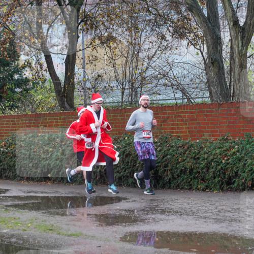 07.12.2025 - St. Pauli X-Mass-Run No. 15 Michael Burmester http://msf.ph/oto/9429687 07.12.2025 11:40:46 Laufen 10, 1042, 1088 meine-sportfotos.de
