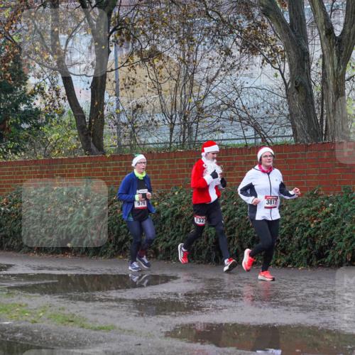 07.12.2025 - St. Pauli X-Mass-Run No. 15 Michael Burmester http://msf.ph/oto/9429692 07.12.2025 11:40:50 Laufen 576, 1327, 3817 meine-sportfotos.de