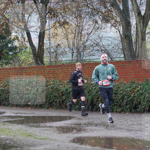 07.12.2025 - St. Pauli X-Mass-Run No. 15 Michael Burmester http://msf.ph/oto/9429703 07.12.2025 11:40:58 Laufen 2741, 2811 meine-sportfotos.de