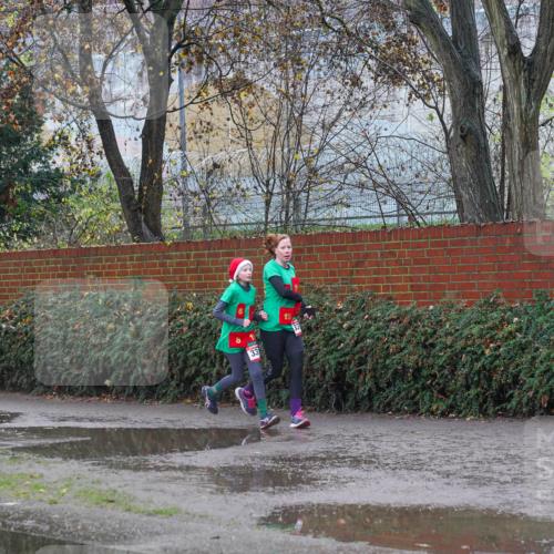 07.12.2025 - St. Pauli X-Mass-Run No. 15 Michael Burmester http://msf.ph/oto/9429729 07.12.2025 11:41:18 Laufen 258, 267, 33, 15, 4244 meine-sportfotos.de