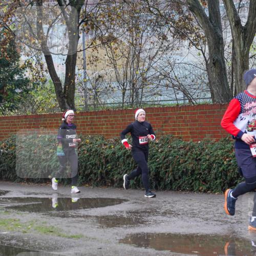 07.12.2025 - St. Pauli X-Mass-Run No. 15 Michael Burmester http://msf.ph/oto/9429733 07.12.2025 11:41:23 Laufen 3803, 124, 205, 4242, 255, 258 meine-sportfotos.de