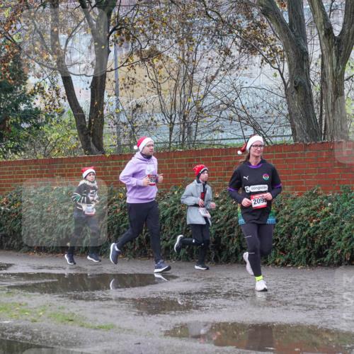 07.12.2025 - St. Pauli X-Mass-Run No. 15 Michael Burmester http://msf.ph/oto/9429736 07.12.2025 11:41:25 Laufen 2095, 4242 meine-sportfotos.de
