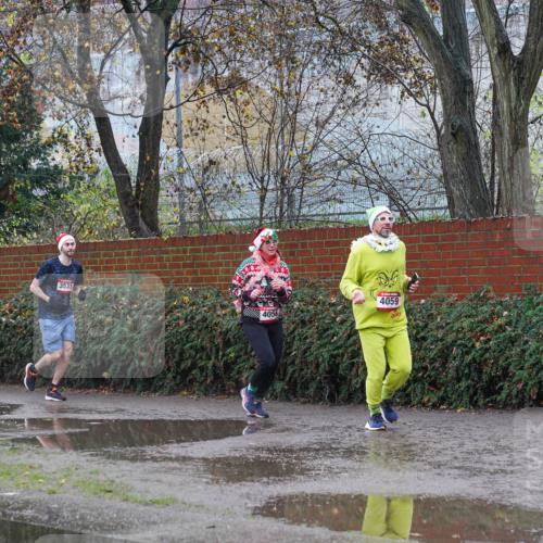07.12.2025 - St. Pauli X-Mass-Run No. 15 Michael Burmester http://msf.ph/oto/9429750 07.12.2025 11:41:51 Laufen 3531, 4056, 4059 meine-sportfotos.de