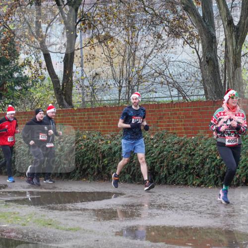 07.12.2025 - St. Pauli X-Mass-Run No. 15 Michael Burmester http://msf.ph/oto/9429752 07.12.2025 11:41:53 Laufen 346, 338, 4375, 1880, 4374, 3531, 4056 meine-sportfotos.de