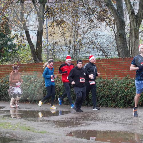 07.12.2025 - St. Pauli X-Mass-Run No. 15 Michael Burmester http://msf.ph/oto/9429754 07.12.2025 11:41:54 Laufen 346, 4375, 1225, 1880, 4374, 31 meine-sportfotos.de