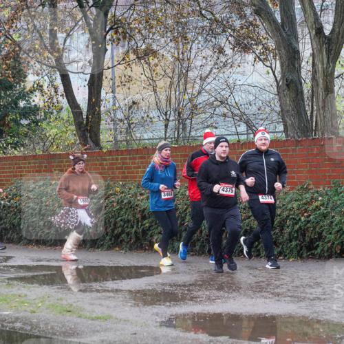 07.12.2025 - St. Pauli X-Mass-Run No. 15 Michael Burmester http://msf.ph/oto/9429756 07.12.2025 11:41:54 Laufen 3463, 1225, 1880, 4375, 4374, 353 meine-sportfotos.de