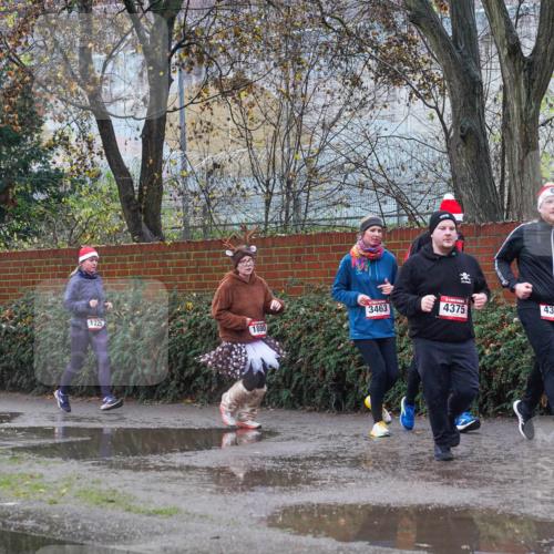 07.12.2025 - St. Pauli X-Mass-Run No. 15 Michael Burmester http://msf.ph/oto/9429757 07.12.2025 11:41:55 Laufen 1225, 1880, 3463, 4375, 4374 meine-sportfotos.de