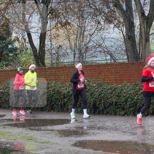 07.12.2025 - St. Pauli X-Mass-Run No. 15 Michael Burmester http://msf.ph/oto/9429767 07.12.2025 11:42:06 Laufen 2987, 826, 3937, 2991, 3941 meine-sportfotos.de