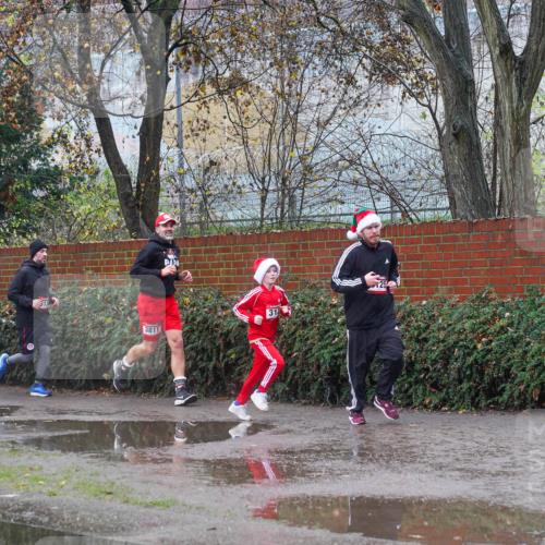 07.12.2025 - St. Pauli X-Mass-Run No. 15 Michael Burmester http://msf.ph/oto/9429785 07.12.2025 11:42:27 Laufen 3661, 313, 3811, 312, 252 meine-sportfotos.de