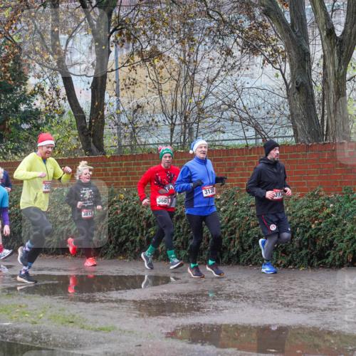 07.12.2025 - St. Pauli X-Mass-Run No. 15 Michael Burmester http://msf.ph/oto/9429790 07.12.2025 11:42:29 Laufen 32, 328, 3130, 3661, 313, 3813, 3811 meine-sportfotos.de