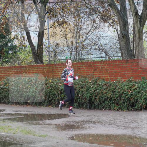 07.12.2025 - St. Pauli X-Mass-Run No. 15 Michael Burmester http://msf.ph/oto/9429796 07.12.2025 11:42:34 Laufen 2936 meine-sportfotos.de