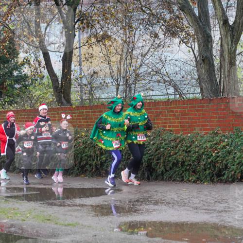 07.12.2025 - St. Pauli X-Mass-Run No. 15 Michael Burmester http://msf.ph/oto/9429803 07.12.2025 11:42:51 Laufen 1231, 2834, 122, 4047, 4131 meine-sportfotos.de
