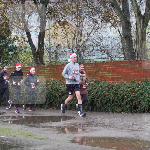 07.12.2025 - St. Pauli X-Mass-Run No. 15 Michael Burmester http://msf.ph/oto/9429814 07.12.2025 11:43:03 Laufen 4107, 4152, 4109, 178, 1445, 14 meine-sportfotos.de