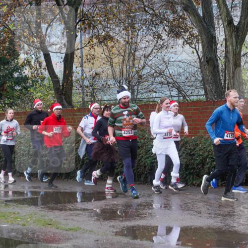 07.12.2025 - St. Pauli X-Mass-Run No. 15 Michael Burmester http://msf.ph/oto/9429823 07.12.2025 11:43:06 Laufen 2822, 4253, 4102, 4152, 1369 meine-sportfotos.de