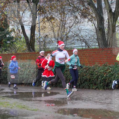 07.12.2025 - St. Pauli X-Mass-Run No. 15 Michael Burmester http://msf.ph/oto/9429831 07.12.2025 11:43:19 Laufen 4361, 4314, 2411, 08, 208 meine-sportfotos.de