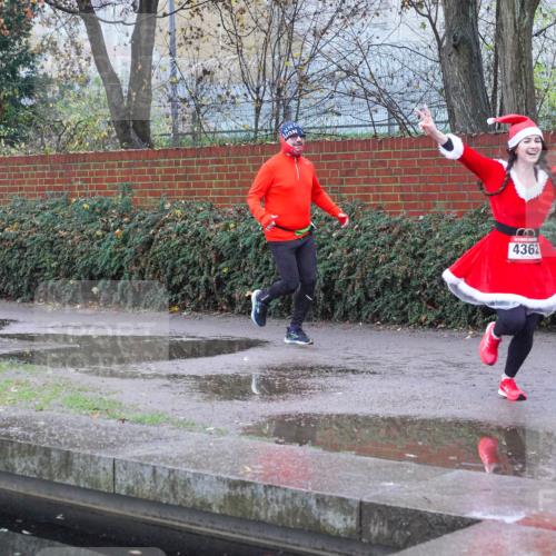 07.12.2025 - St. Pauli X-Mass-Run No. 15 Michael Burmester http://msf.ph/oto/9429837 07.12.2025 09:59:45 Laufen 4362, 4 meine-sportfotos.de