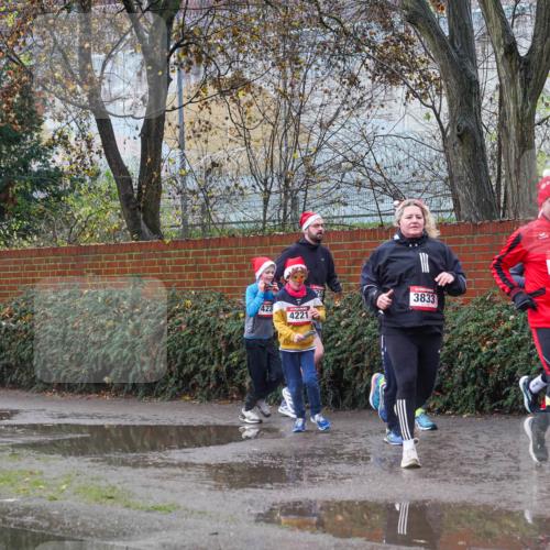 07.12.2025 - St. Pauli X-Mass-Run No. 15 Michael Burmester http://msf.ph/oto/9429859 07.12.2025 11:43:35 Laufen 345, 422, 4221, 3689, 369, 751, 3833 meine-sportfotos.de