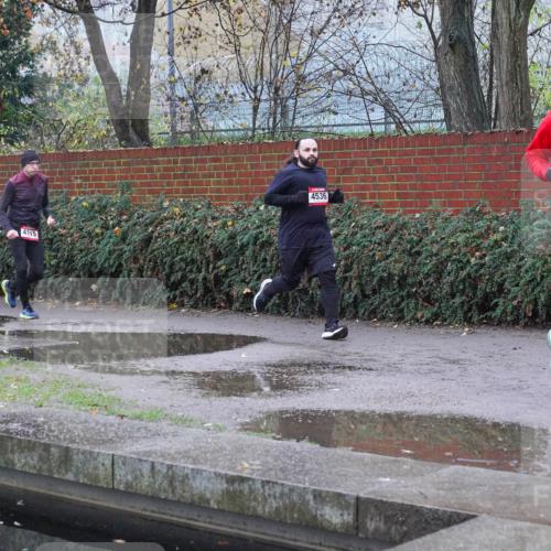 07.12.2025 - St. Pauli X-Mass-Run No. 15 Michael Burmester http://msf.ph/oto/9429870 07.12.2025 10:00:10 Laufen 3862, 4115, 4536 meine-sportfotos.de