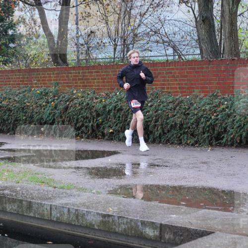 07.12.2025 - St. Pauli X-Mass-Run No. 15 Michael Burmester http://msf.ph/oto/9429881 07.12.2025 10:00:21 Laufen 433, 2864 meine-sportfotos.de