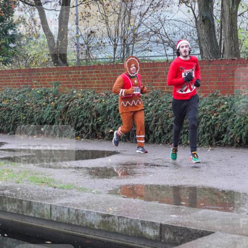 07.12.2025 - St. Pauli X-Mass-Run No. 15 Michael Burmester http://msf.ph/oto/9429886 07.12.2025 10:00:23 Laufen 893, 43 meine-sportfotos.de