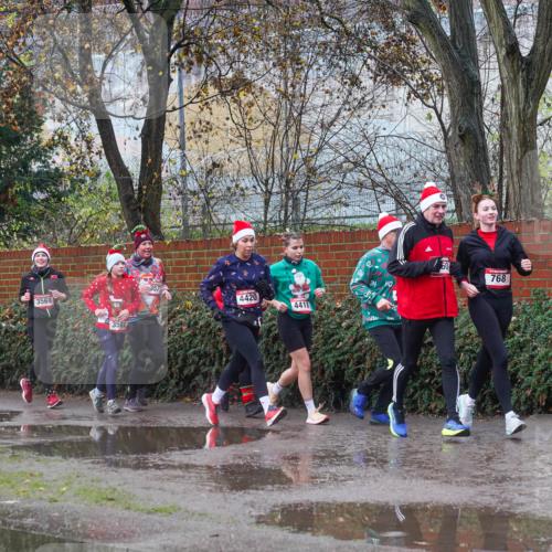 07.12.2025 - St. Pauli X-Mass-Run No. 15 Michael Burmester http://msf.ph/oto/9429888 07.12.2025 11:44:05 Laufen 178, 3569, 3581, 4420, 4418, 60, 768 meine-sportfotos.de