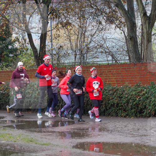 07.12.2025 - St. Pauli X-Mass-Run No. 15 Michael Burmester http://msf.ph/oto/9429899 07.12.2025 11:44:14 Laufen 6607, 3997, 4346, 1347, 1351, 13, 4313, 4315 meine-sportfotos.de
