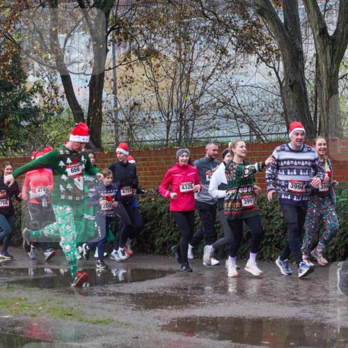 07.12.2025 - St. Pauli X-Mass-Run No. 15 Michael Burmester http://msf.ph/oto/9429908 07.12.2025 11:44:17 Laufen 474, 474, 4747, 474, 4750, 666, 209, 4751, 4326, 4, 3997, 3994, 3996, 4416 meine-sportfotos.de