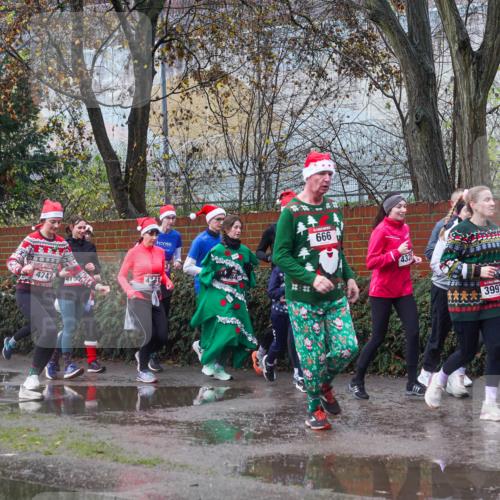 07.12.2025 - St. Pauli X-Mass-Run No. 15 Michael Burmester http://msf.ph/oto/9429911 07.12.2025 11:44:18 Laufen 4281, 5007, 4280, 47, 666, 4747, 4751, 415, 6, 432, 3997, 3994 meine-sportfotos.de