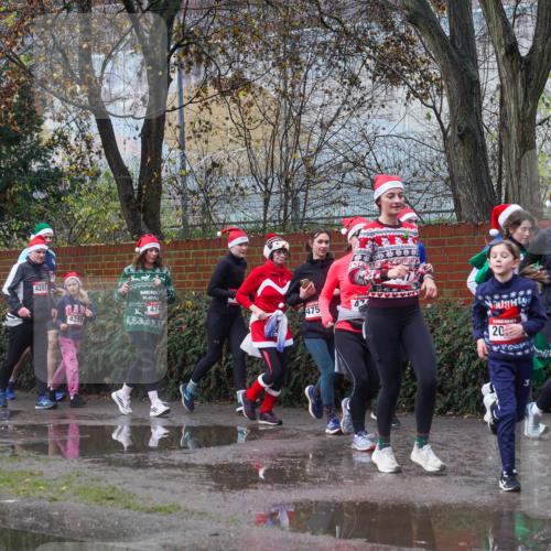 07.12.2025 - St. Pauli X-Mass-Run No. 15 Michael Burmester http://msf.ph/oto/9429914 07.12.2025 11:44:20 Laufen 1731, 1728, 4281, 4280, 474, 475, 47, 20, 4751, 68, 60 meine-sportfotos.de