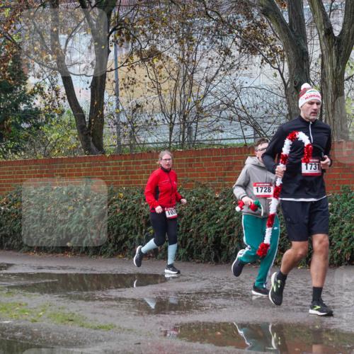 07.12.2025 - St. Pauli X-Mass-Run No. 15 Michael Burmester http://msf.ph/oto/9429923 07.12.2025 11:44:24 Laufen 103, 1728, 1731, 4281 meine-sportfotos.de