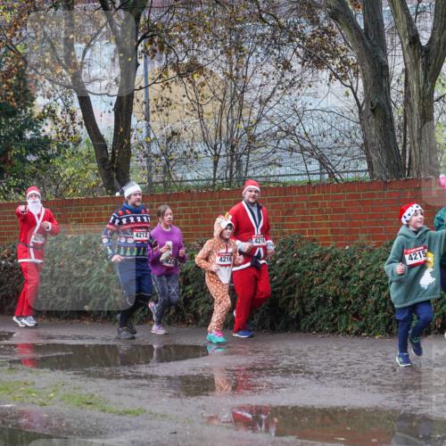 07.12.2025 - St. Pauli X-Mass-Run No. 15 Michael Burmester http://msf.ph/oto/9429933 07.12.2025 11:44:44 Laufen 4297, 4212, 4216, 4214, 4213, 4215 meine-sportfotos.de