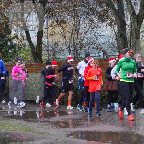 07.12.2025 - St. Pauli X-Mass-Run No. 15 Michael Burmester http://msf.ph/oto/9429955 07.12.2025 11:44:53 Laufen 4021, 4222, 3107, 1580, 3818, 11, 19, 4217, 16, 849, 4143 meine-sportfotos.de
