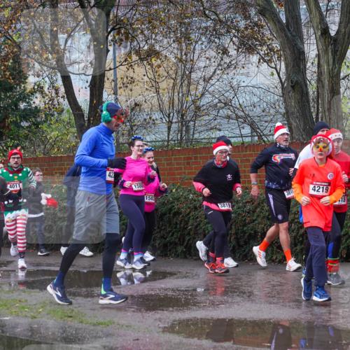 07.12.2025 - St. Pauli X-Mass-Run No. 15 Michael Burmester http://msf.ph/oto/9429958 07.12.2025 11:44:54 Laufen 1780, 4021, 421, 4011, 1580, 1583, 3819, 3818, 4219, 15 meine-sportfotos.de
