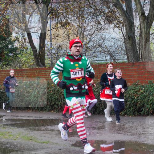 07.12.2025 - St. Pauli X-Mass-Run No. 15 Michael Burmester http://msf.ph/oto/9429968 07.12.2025 11:44:58 Laufen 4180, 4390, 4033, 4011, 1725, 4021 meine-sportfotos.de