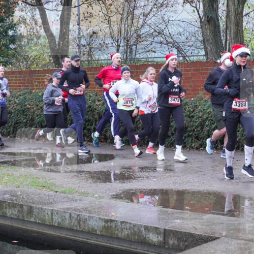 07.12.2025 - St. Pauli X-Mass-Run No. 15 Michael Burmester http://msf.ph/oto/9429970 07.12.2025 10:01:24 Laufen 1989, 152, 354, 54, 3976, 1, 3473, 3384 meine-sportfotos.de