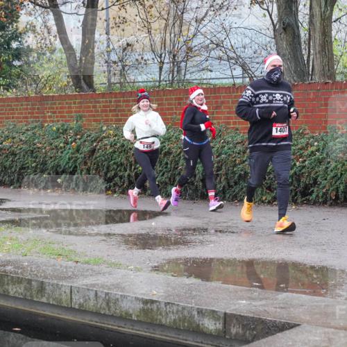 07.12.2025 - St. Pauli X-Mass-Run No. 15 Michael Burmester http://msf.ph/oto/9429980 07.12.2025 10:01:29 Laufen 149, 1407 meine-sportfotos.de