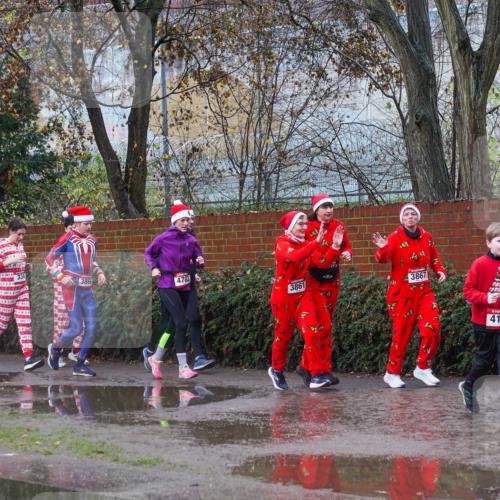 07.12.2025 - St. Pauli X-Mass-Run No. 15 Michael Burmester http://msf.ph/oto/9429983 07.12.2025 11:45:04 Laufen 4725, 4176, 3869, 4783, 3861, 3867, 4179, 4048 meine-sportfotos.de