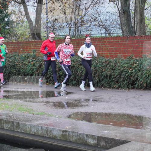 07.12.2025 - St. Pauli X-Mass-Run No. 15 Michael Burmester http://msf.ph/oto/9430016 07.12.2025 10:02:02 Laufen 721, 447, 403, 4171, 22, 4158 meine-sportfotos.de