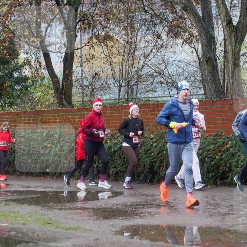 07.12.2025 - St. Pauli X-Mass-Run No. 15 Michael Burmester http://msf.ph/oto/9430021 07.12.2025 11:45:16 Laufen 494, 238, 4137, 40, 4018 meine-sportfotos.de