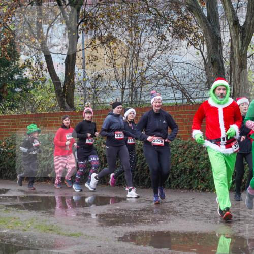07.12.2025 - St. Pauli X-Mass-Run No. 15 Michael Burmester http://msf.ph/oto/9430039 07.12.2025 11:45:26 Laufen 20, 440, 1450, 2227, 1446, 5526, 32, 3279 meine-sportfotos.de