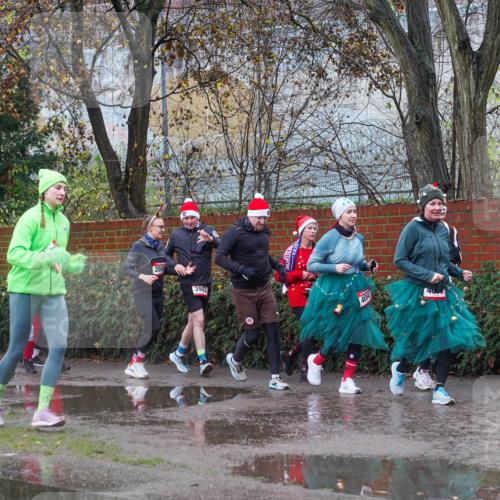 07.12.2025 - St. Pauli X-Mass-Run No. 15 Michael Burmester http://msf.ph/oto/9430049 07.12.2025 11:45:30 Laufen 439, 395, 3251, 3983, 4064, 4404 meine-sportfotos.de