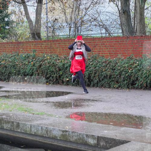 07.12.2025 - St. Pauli X-Mass-Run No. 15 Michael Burmester http://msf.ph/oto/9430051 07.12.2025 10:02:23 Laufen 4335 meine-sportfotos.de