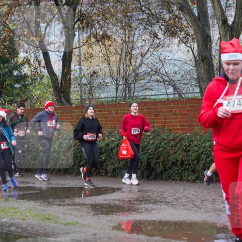 07.12.2025 - St. Pauli X-Mass-Run No. 15 Michael Burmester http://msf.ph/oto/9430059 07.12.2025 11:45:35 Laufen 165, 2393, 165, 2414, 1685, 145, 4393 meine-sportfotos.de