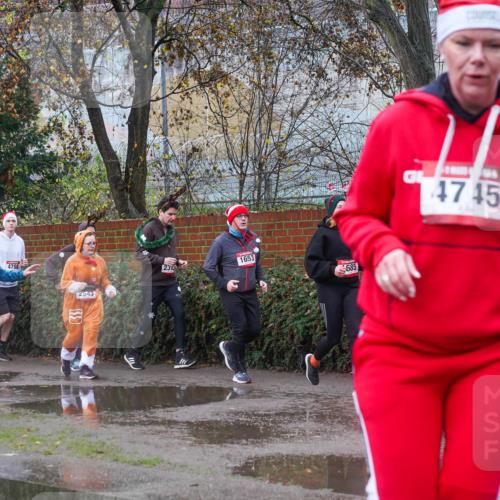 07.12.2025 - St. Pauli X-Mass-Run No. 15 Michael Burmester http://msf.ph/oto/9430061 07.12.2025 11:45:36 Laufen 1652, 4788, 2543, 2393, 1653, 685, 4745, 47 meine-sportfotos.de