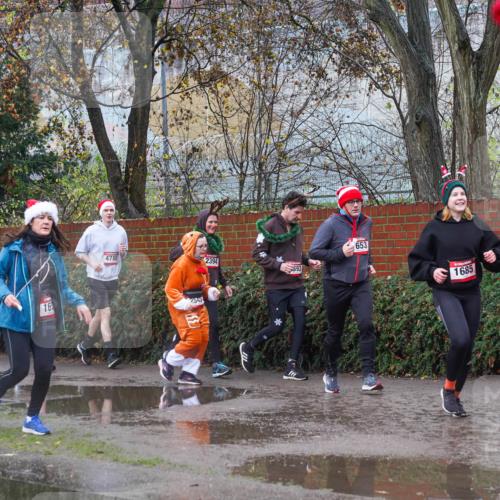 07.12.2025 - St. Pauli X-Mass-Run No. 15 Michael Burmester http://msf.ph/oto/9430064 07.12.2025 11:45:37 Laufen 16, 4788, 2394, 2547, 653, 1685, 2414 meine-sportfotos.de