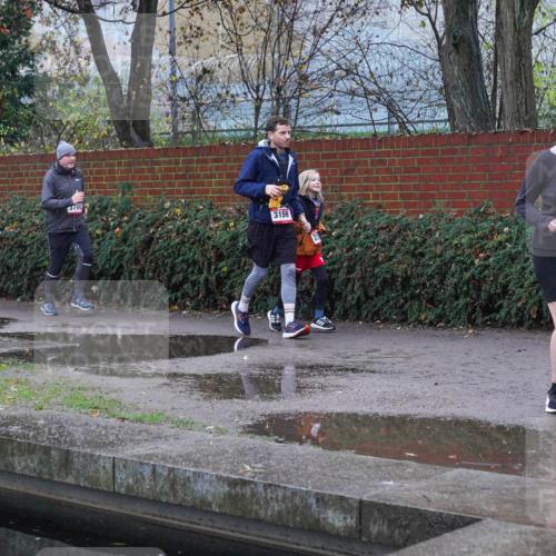 07.12.2025 - St. Pauli X-Mass-Run No. 15 Michael Burmester http://msf.ph/oto/9430111 07.12.2025 10:03:33 Laufen 4689, 3780, 3156 meine-sportfotos.de