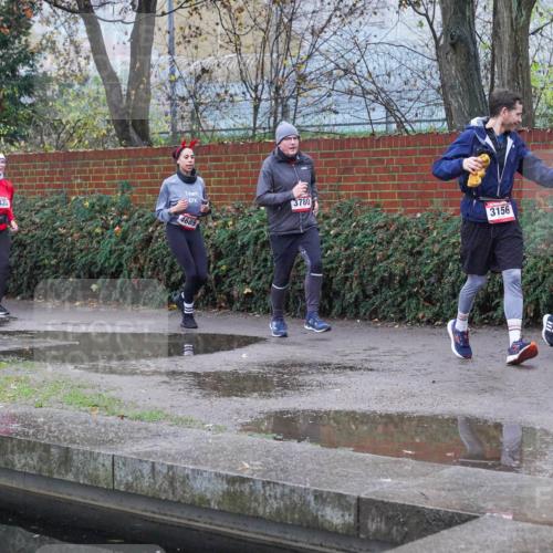 07.12.2025 - St. Pauli X-Mass-Run No. 15 Michael Burmester http://msf.ph/oto/9430112 07.12.2025 10:03:34 Laufen 2680, 4435, 4689, 3780, 3156, 313 meine-sportfotos.de