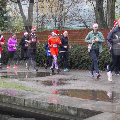 07.12.2025 - St. Pauli X-Mass-Run No. 15 Michael Burmester http://msf.ph/oto/9430169 07.12.2025 10:04:58 Laufen 4515, 65, 4780, 478, 451, 2046, 45, 2051, 0532, 492 meine-sportfotos.de