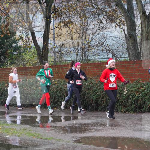 07.12.2025 - St. Pauli X-Mass-Run No. 15 Michael Burmester http://msf.ph/oto/9430359 07.12.2025 10:21:57 Laufen 3382, 2335, 1651, 1417 meine-sportfotos.de